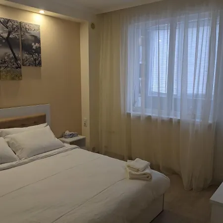 Vanesa - Comfortable Place , Close To Beach! アパート ブルガス